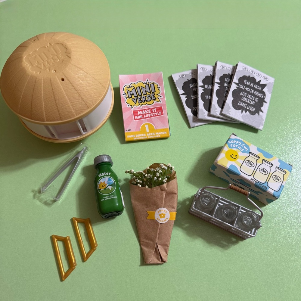 MGA Miniverse Make It Mini Lifestyle Home Series 1: Baby’s Breath Trio